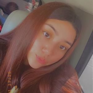 Meet your Posher, Alicia